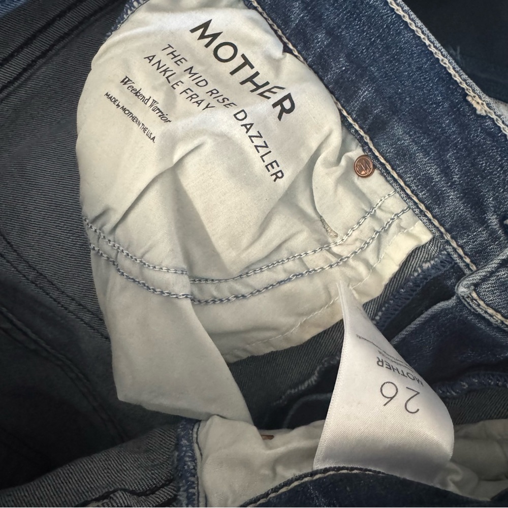 ‼️SALE‼️ Mother The Mid Rise Dazzler Ankle Fray Jeans - Picture 9 of 9